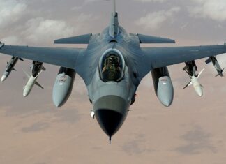 Ile czasu leci F-16 z USA do Polski?