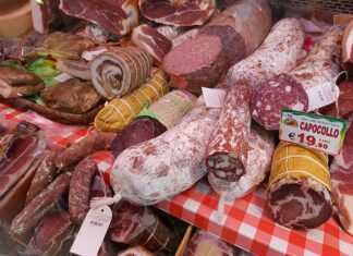 Jak przedstawić się po włosku?